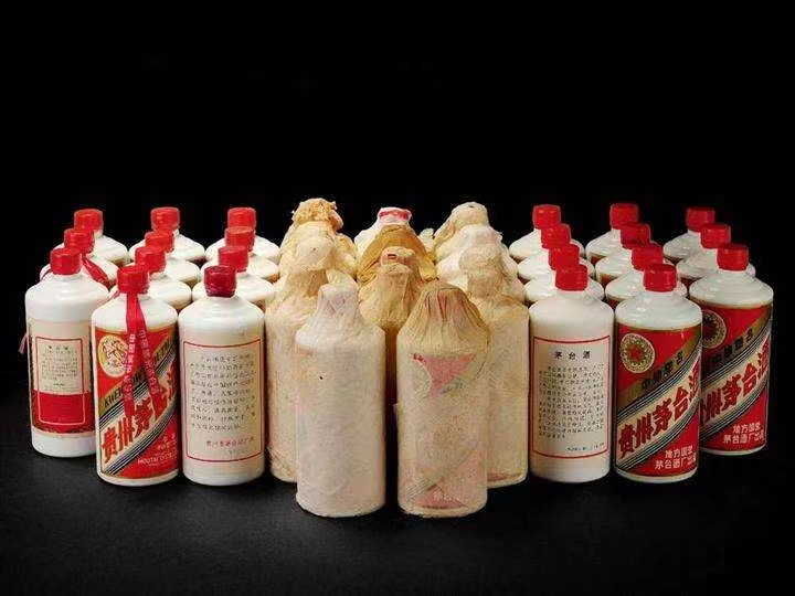 嵊州老酒回收上门哪里回收(附近上门回收茅台酒）?